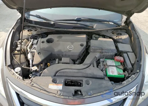 2014 Nissan Altima 2.5 из США, поврежденный, VIN 1N4AL3AP7EN377935